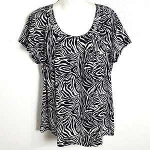 Notations Black & White Abstract Print Top with Silver Chain Accents, Size XL